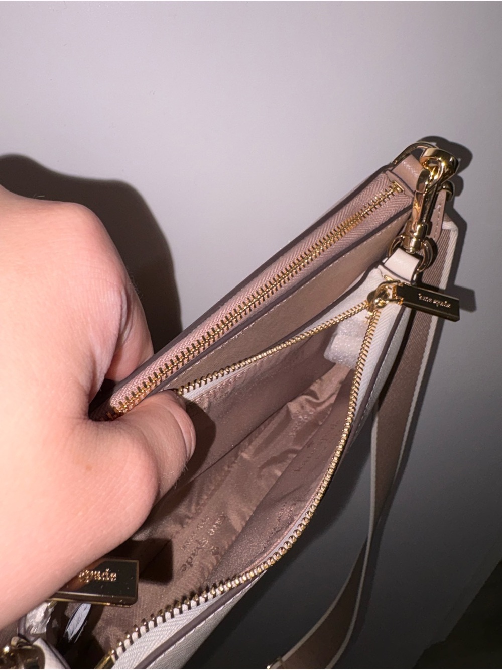 Kate Spade Dual Cream & Tan Crossbody Purse! - Picture 6 of 11